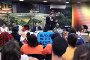 Debate foi realizado na tarde desta quarta-feira 