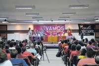 Guilherme Boulos e Sônia Guajajara (ambos ao centro) participaram de debate, ontem, no IFCE. Eles ainda têm agenda em Fortaleza hoje