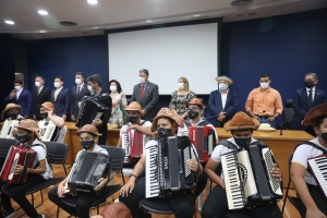 Personalidades e instituições recebem na AL prêmio Protetor da Caatinga