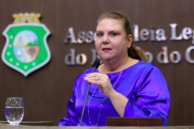 Deputada Fernanda Pessoa