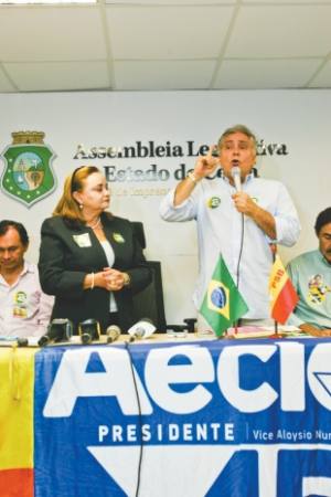 Luiz Pontes, presidente do PSDB, agradece o apoio recebido ao candidato tucano