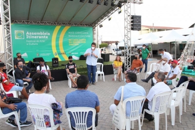 Debates marcam participação da Frente Parlamentar da Cultura em Novo Oriente