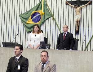 Minuto de silêncio em memória do ex-deputado Fiuza Gomes