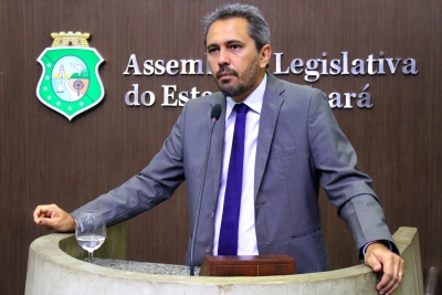 Deputado Elmano Freitas