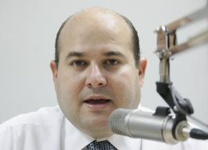 Pres. Roberto Cláudio na rádio AL