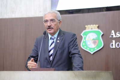 Walter Cavalcante destaca presença do Pe. Reginaldo Manzotti no Evangelizar