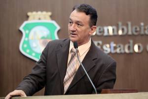 Dep. Ferreira Aragão ( PDT )