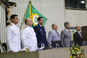 Assembleia Legislativa homenageia Força Aérea Brasileira em solenidade