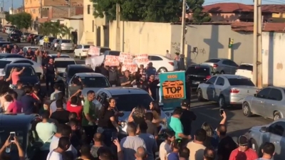 Motoristas de aplicativo realizam paralisação em Fortaleza