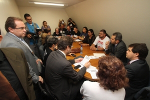 24-02-2016 - Reunião de Deputados com Grevistas 