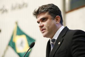 Presidente da Comissão, Deputado Leonardo Pinheiro