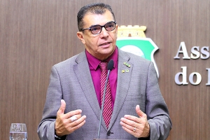 Deputado Ely Aguiar