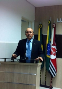 Apoio do PDT e PMDB fortalece candidatura de Naumi