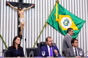 Parlamentares apresentam sugestões em debate sobre a LOA 2018