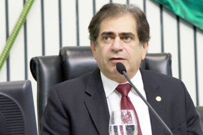 Pres. Zezinho Albuquerque (PDT) anuncia sessão especial na sexta-feira