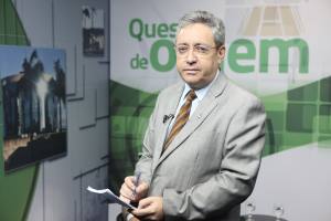 Questão de Ordem recebe pesquisador Altair de Sousa Maia