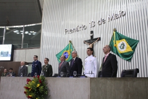 Atuação do soldado em missões humanitárias é destacada em solenidade