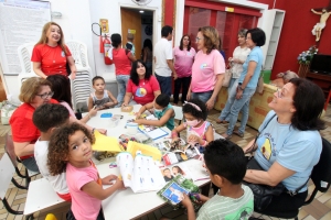 Integrantes do Programa de Reflexão sobre o Amanhã (Prosa) visitam Lar Amigos de Jesus