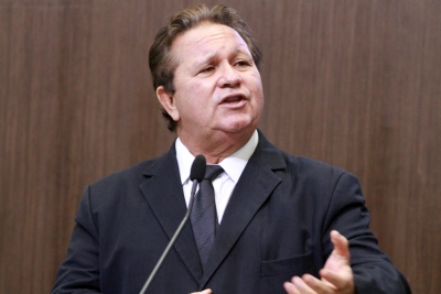 Deputado Roberto Mesquita 