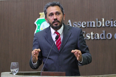 Deputado Elmano Freitas