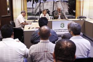 Trabalhadores que atuam no Complexo Industrial e Portuário do Pecém 