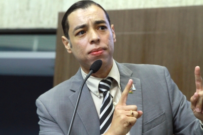 Dep. Leonardo Araújo (PMDB)