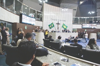 Composição da Assembleia passa por mudanças neste ano, com a efetivação de suplentes na Casa. Todos, porém, devem aderir à base aliada