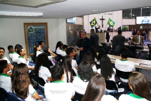 estudantes do 1º Ano da Escola Estadual de Ensino Profissional Professor José Aristóteles de Sousa