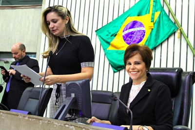 Abertura dos trabalhos da sessão plenária desta sexta-feira