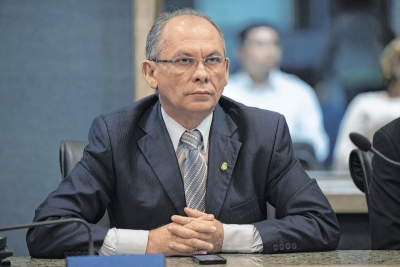 Nelson Martins diz que, se Camilo continuar no Governo, aliados que não forem reeleitos poderão compor a gestão ou voltar à AL por &#039;rodízio&#039;