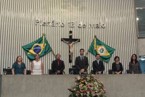 Profissionais de enfermagem são homenageados em sessão solene