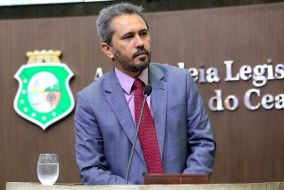 Deputado Elmano Freitas