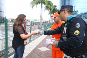 Campanha educativa para prevenir acidentes no período do Carnaval