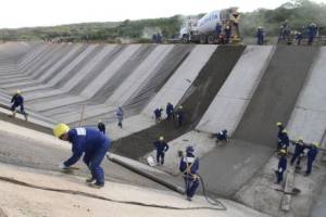 Construtora Delta (no detalhe, acima) atua na região do Cariri