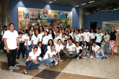 Alunosda Escola de Ensino Fundamental e Médio Dom Antonio de Almeida Lustosa