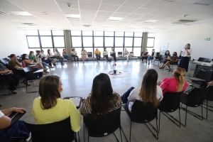 Aula inaugural na Alece marca início do curso de mediação comunitária