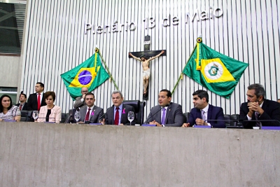 Presidente da AL, deputado José Sarto, levantou a sessão plenária desta terça-feira