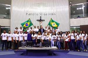 Alunos da EEFM Waldemar de Alcântara e participantes da Associação Comunitária Serrinha do Geraldo e Associação Juventude Viva de Salitre