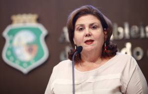 Dep. Fernanda Pessoa (PR)