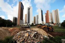 Na última terça-feira, um terreno na rua Samir Hiluy recebeu, sem licenciamento, resíduos de construção. A construtora foi autuada por crime ambiental