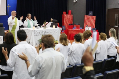 Missa celebra Dia dos Pais na Assembleia