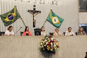 Encontro destaca importância da participação da mulher no Parlamento