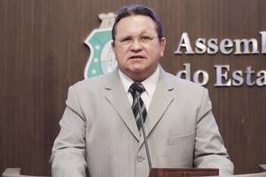 Deputado Roberto Mesquita (PV)