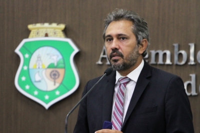 Deputado Elmano Freitas