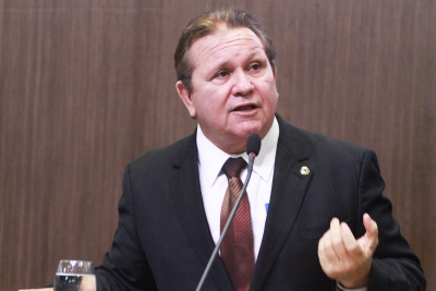 Deputado Roberto Mesquita