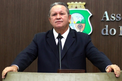 Deputado Roberto Mesquita