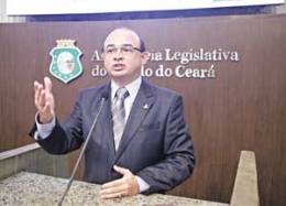 Governo regula a Lei Geral de Acesso no CE  