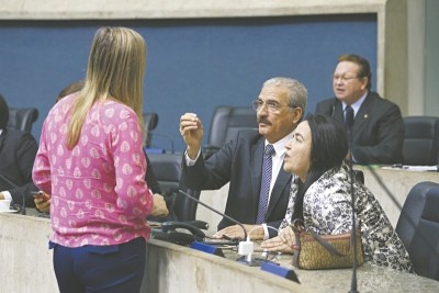 A bancada religiosa da Assembleia Legislativa quer excluir do texto do projeto termos como &quot;gênero&quot; e &quot;orientação sexual&quot;