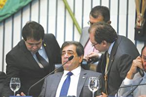 A sessão de ontem da Assembleia reclamou bastante discussão e estratégia dos governistas com a Mesa Diretora dos trabalhos