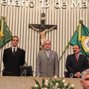 Clínica Aristófanes Canamary é homenageada na Assembleia Legislativa 